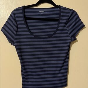 Hollister Navy and Black Striped Scoop Neck Short Sleeve Tee